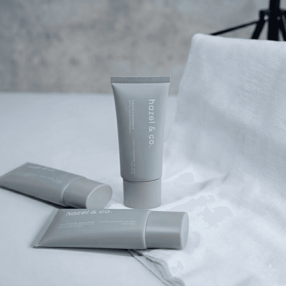 Hazel & Co. Tinted Sunscreen SPF 50 PA+++ | Tone-Adapting Sunscreen with Niacinamide | 35g thumbnail 6